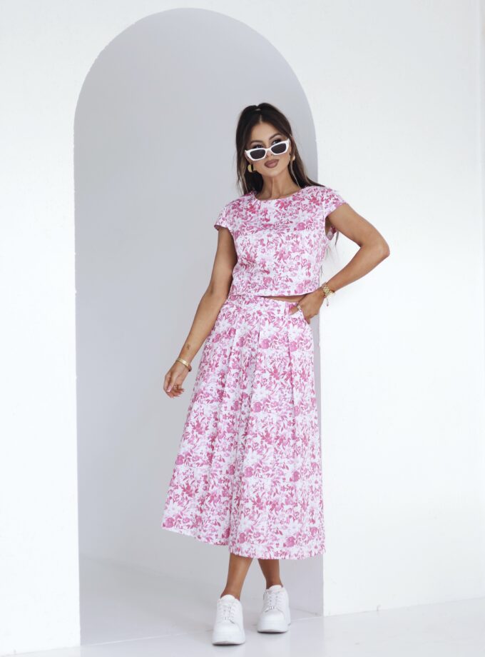 Szykowny komplet ze spódnicą